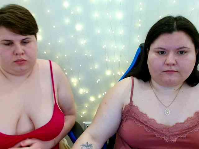 BeckyAndEllen webcam