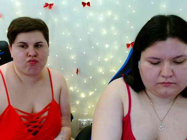 BeckyAndEllen webcam