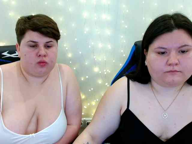 BeckyAndEllen webcam