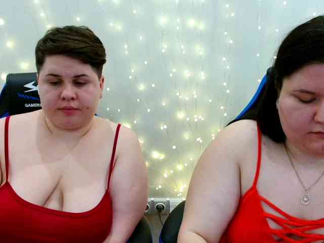 BeckyAndEllen webcam