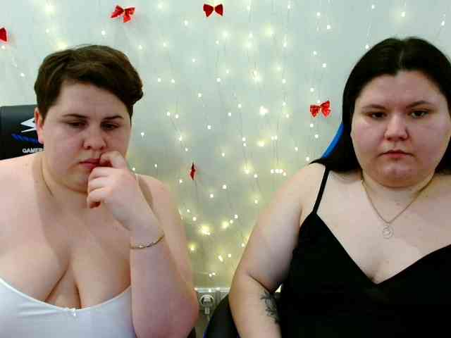 BeckyAndEllen webcam