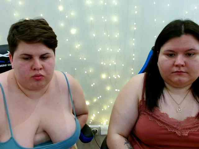 BeckyAndEllen webcam