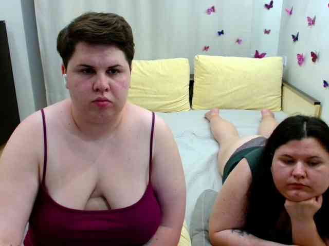 BeckyAndEllen webcam