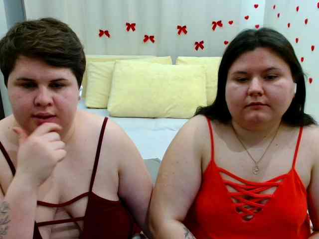 BeckyAndEllen webcam