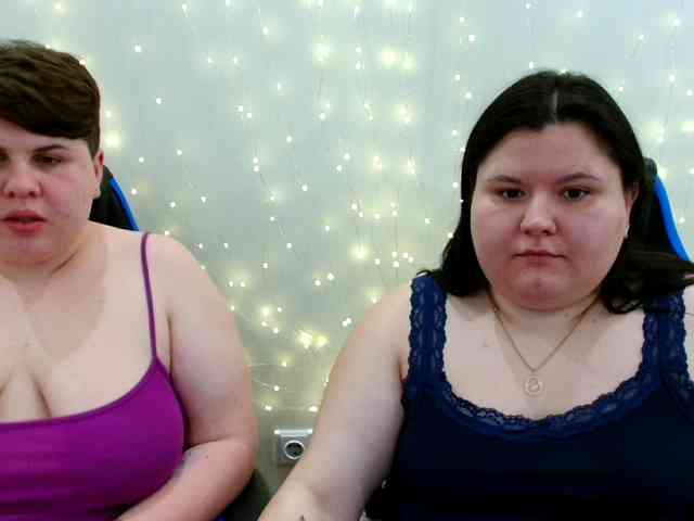 BeckyAndEllen webcam