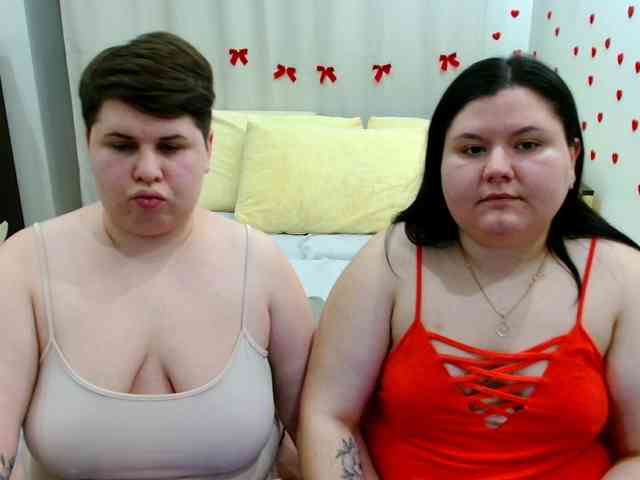 BeckyAndEllen webcam