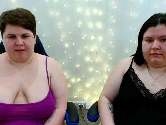 BeckyAndEllen webcam