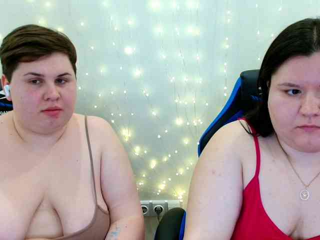 BeckyAndEllen webcam