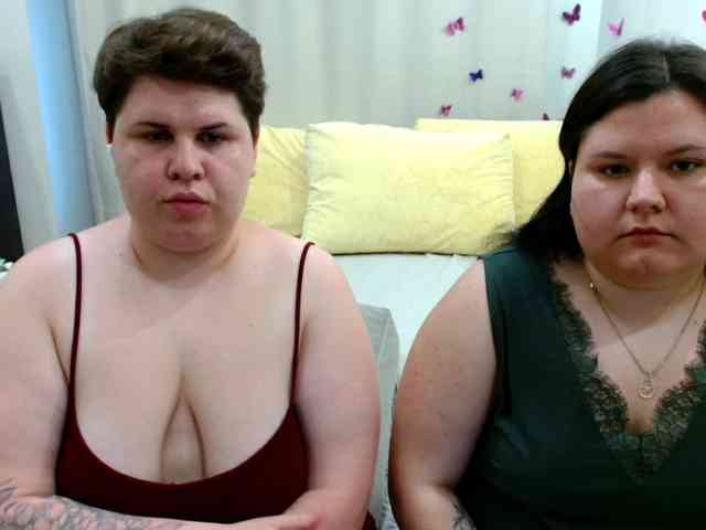 BeckyAndEllen webcam