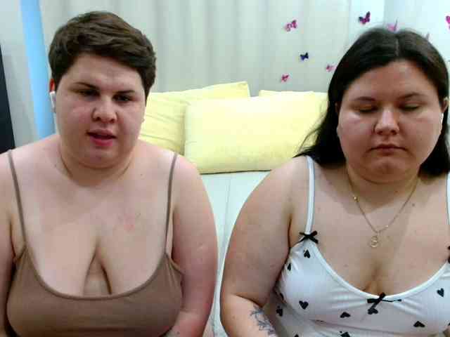 BeckyAndEllen webcam