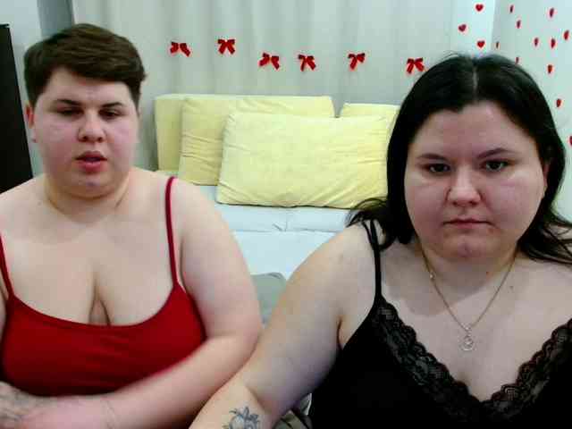 BeckyAndEllen webcam