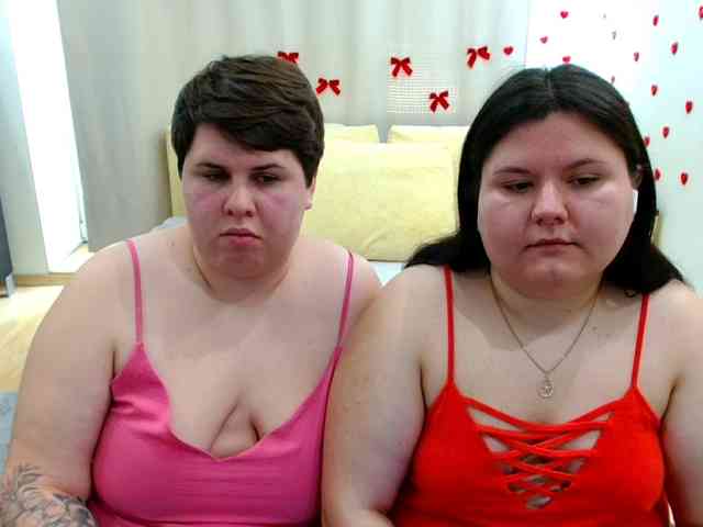 BeckyAndEllen webcam