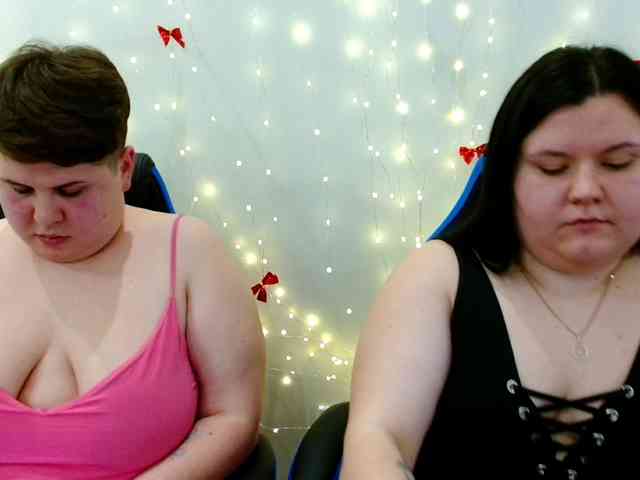 BeckyAndEllen webcam