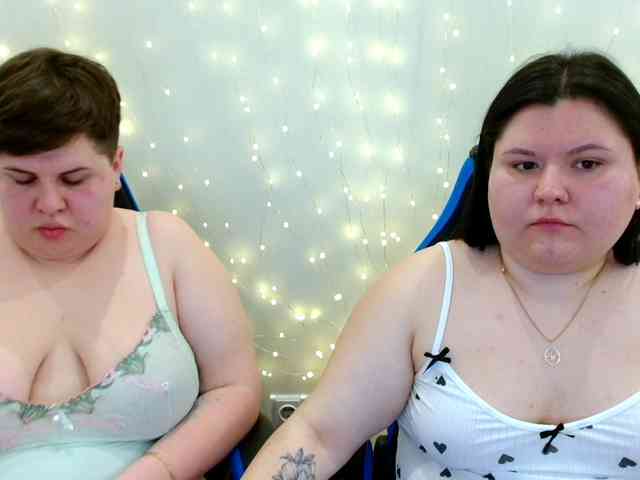 BeckyAndEllen webcam