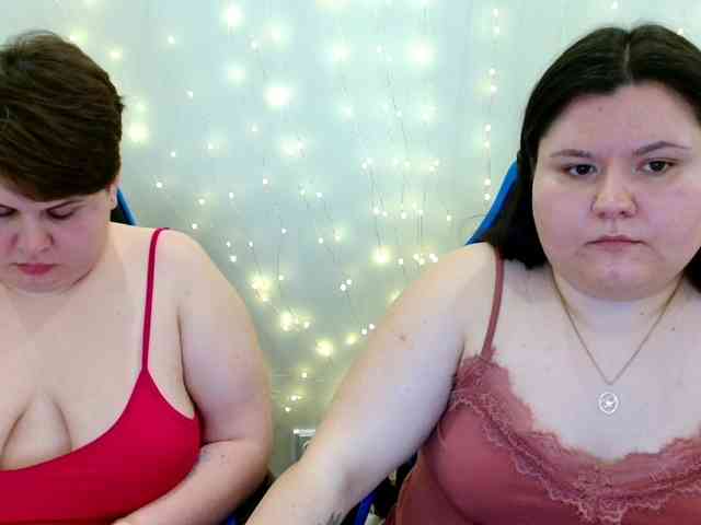 BeckyAndEllen webcam