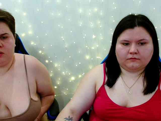 BeckyAndEllen webcam