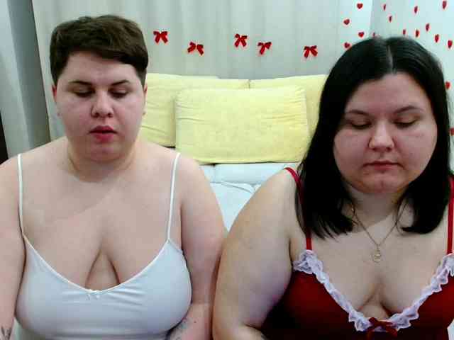 BeckyAndEllen webcam