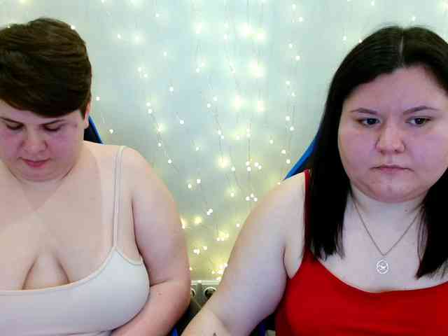 BeckyAndEllen webcam
