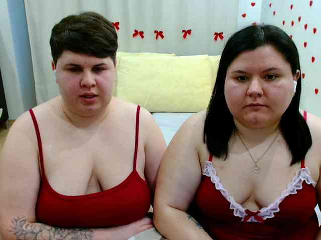 BeckyAndEllen webcam
