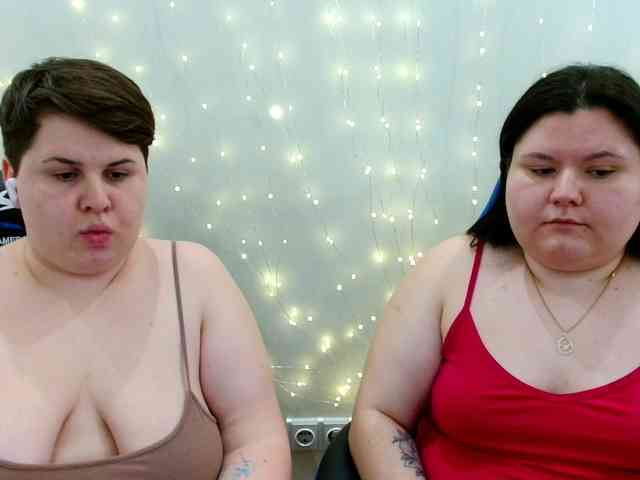 BeckyAndEllen webcam