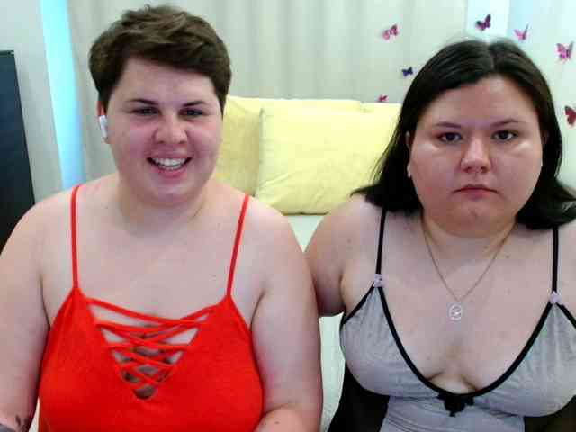BeckyAndEllen webcam