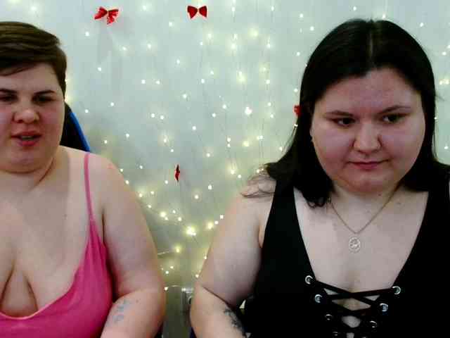 BeckyAndEllen webcam