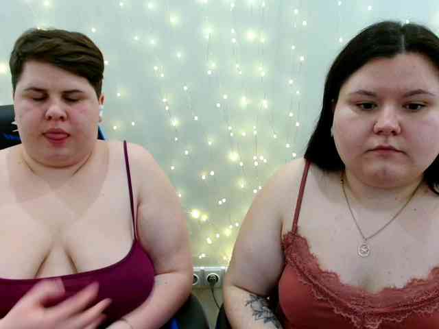 BeckyAndEllen webcam