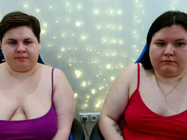 BeckyAndEllen webcam