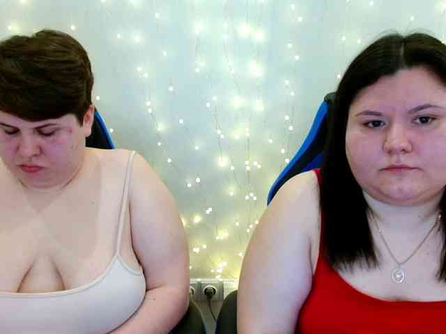 BeckyAndEllen webcam