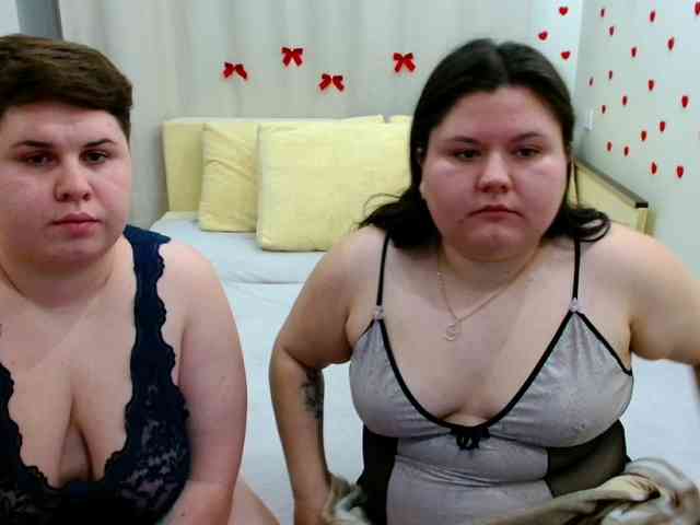 BeckyAndEllen webcam