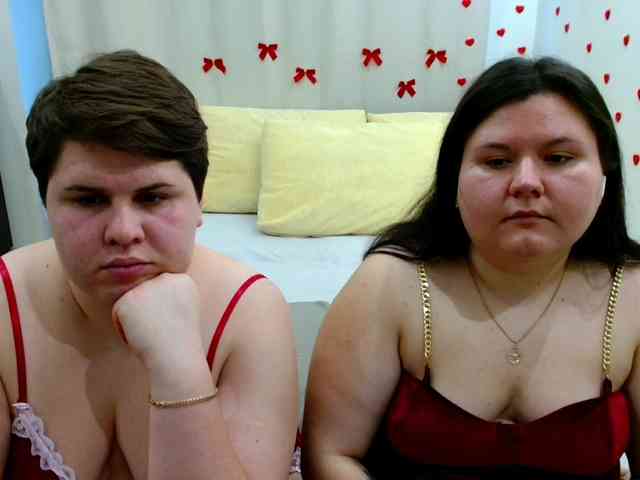 BeckyAndEllen webcam