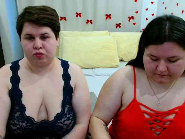 BeckyAndEllen webcam