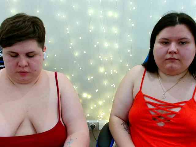BeckyAndEllen webcam
