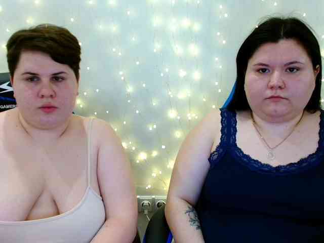 BeckyAndEllen webcam