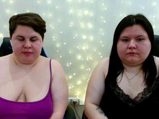 BeckyAndEllen webcam