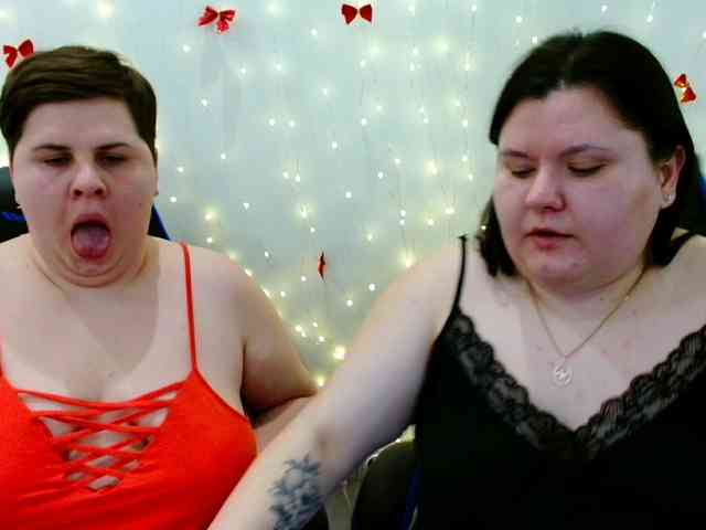 BeckyAndEllen webcam