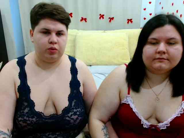 BeckyAndEllen webcam