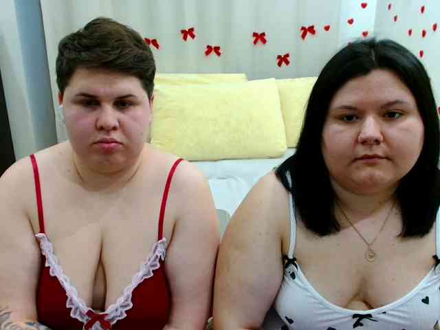 BeckyAndEllen webcam