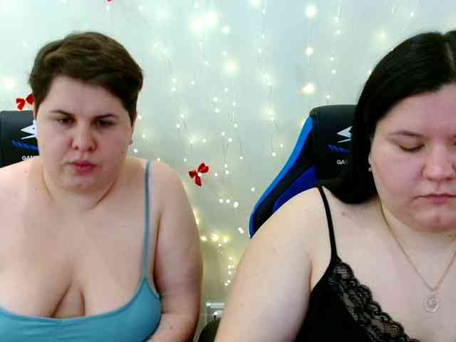 BeckyAndEllen webcam