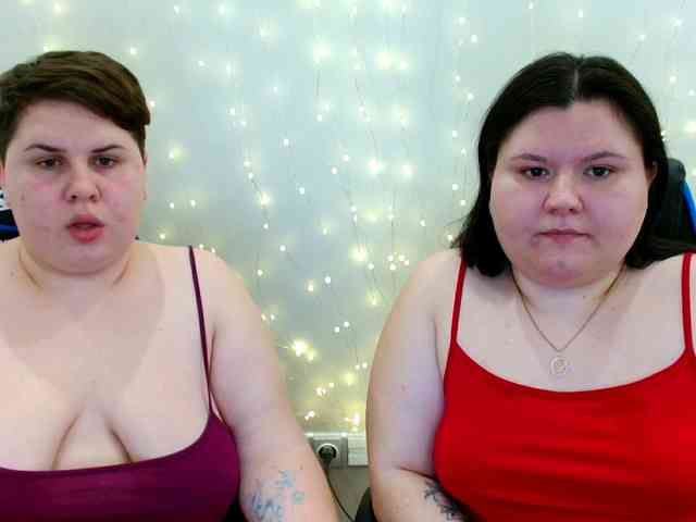 BeckyAndEllen webcam