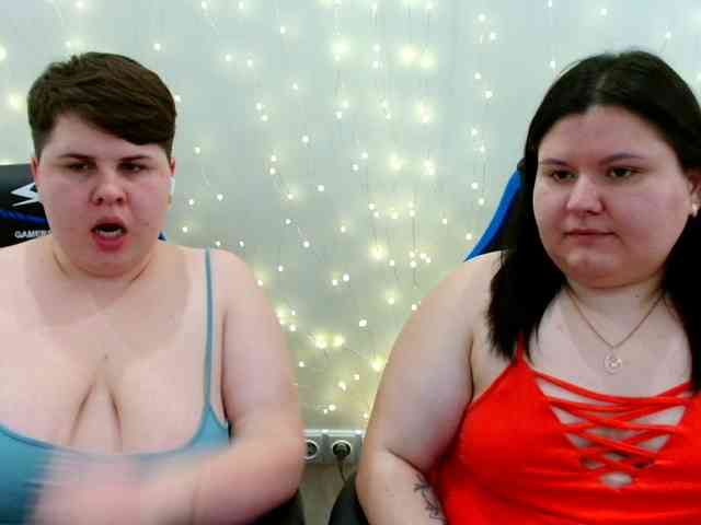 BeckyAndEllen webcam