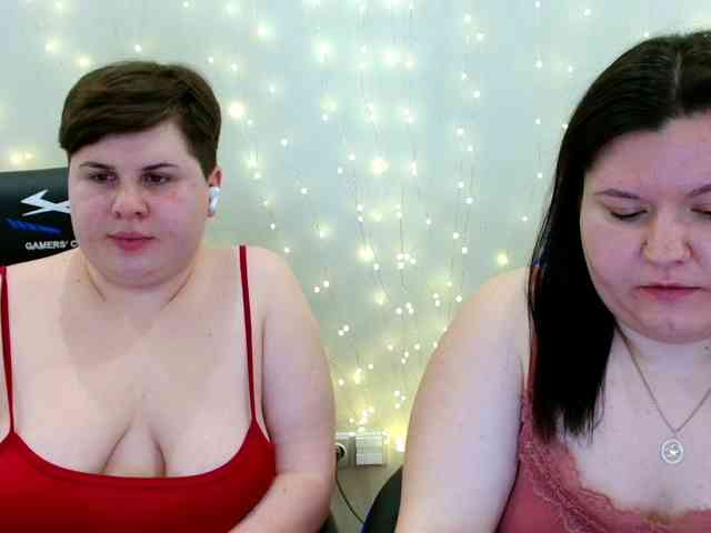 BeckyAndEllen webcam