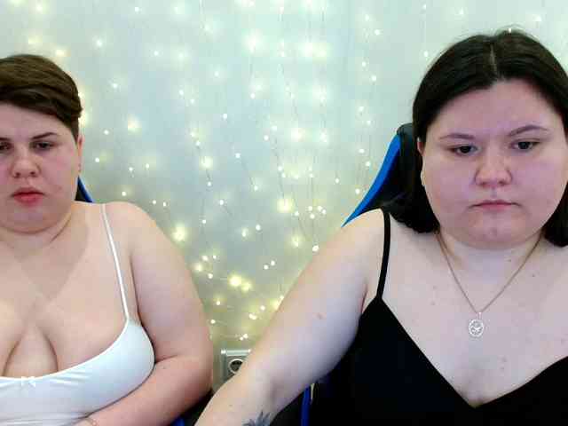 BeckyAndEllen webcam