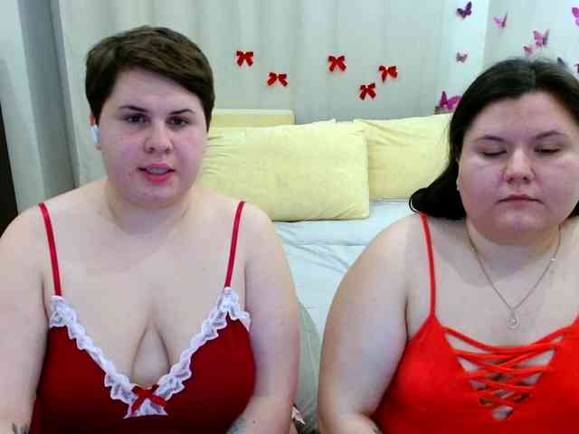 BeckyAndEllen webcam