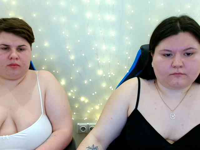 BeckyAndEllen webcam