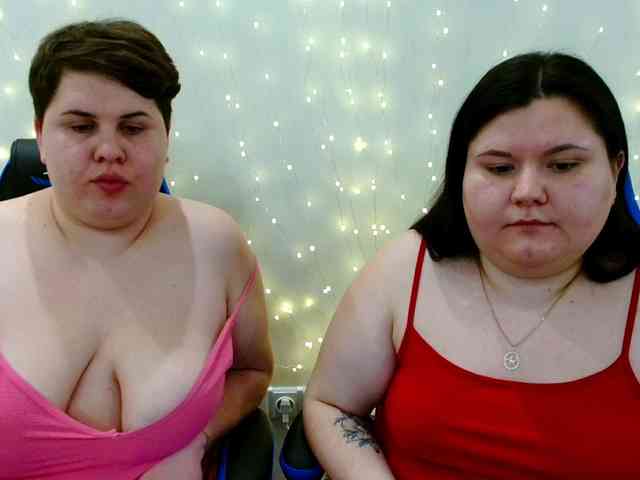BeckyAndEllen webcam