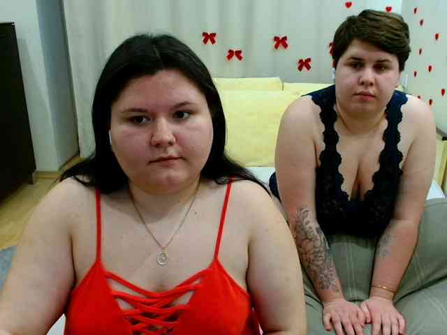 BeckyAndEllen webcam