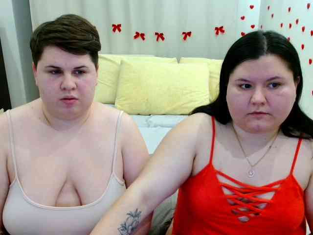 BeckyAndEllen webcam