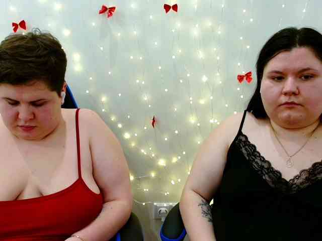 BeckyAndEllen webcam