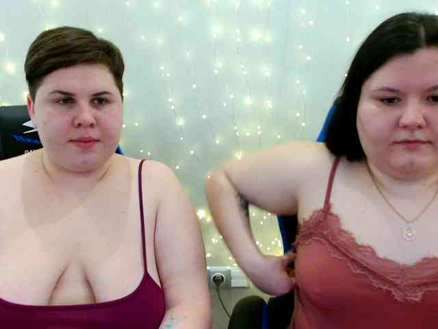 BeckyAndEllen webcam
